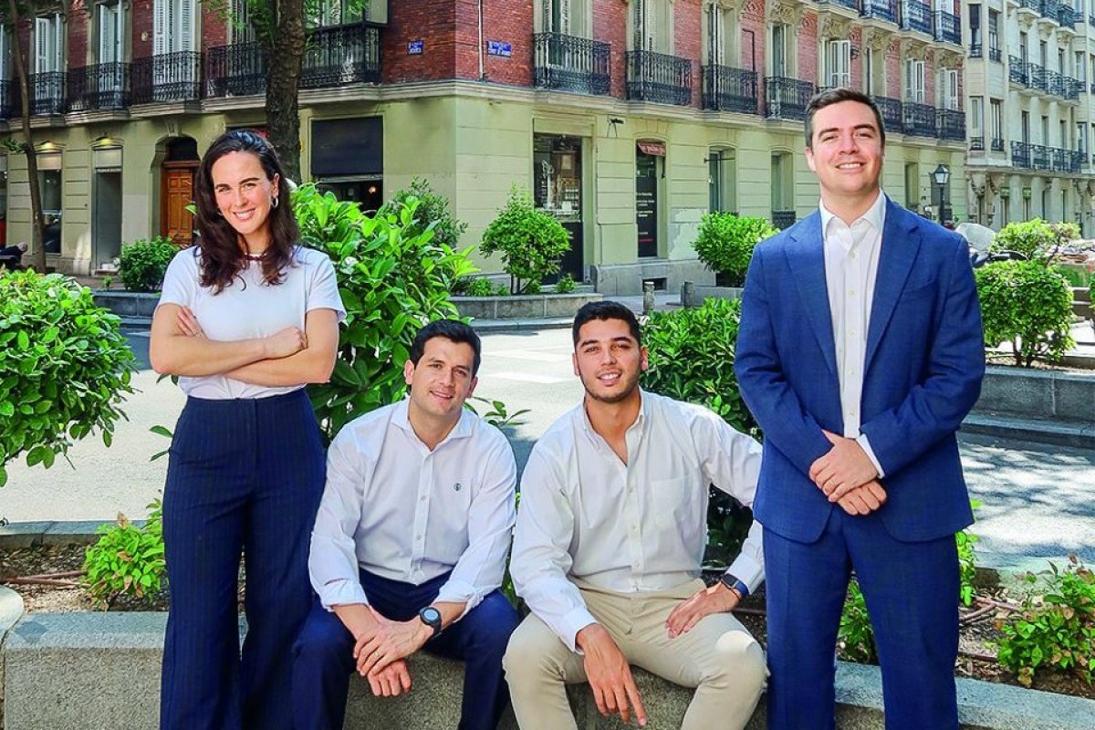 Los rancagüinos que levantaron US$ 25 millones flipeando departamentos en Madrid