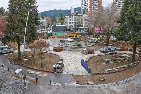 Locatarios de histórica Plaza Perú de Concepción denuncian millonarias pérdidas por reiterados atrasos en entrega de obras