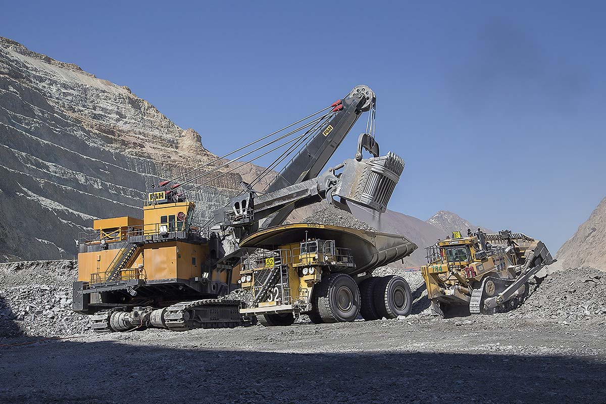 Producción minera desciende a su nivel más bajo en 23 años y principales compañías recortan proyecciones de extracción