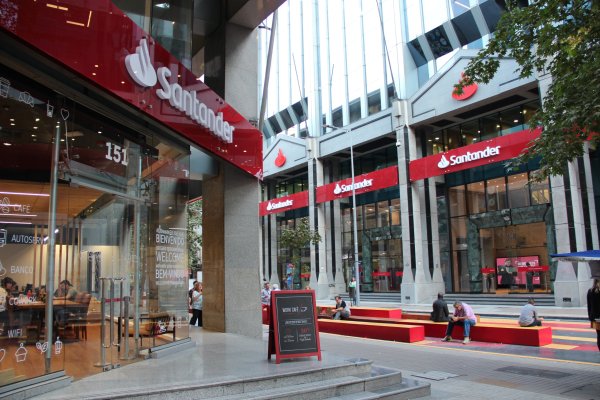 Santander Chile da inicio al negocio de rentas vitalicias tras adquisición de la cartera de Principal