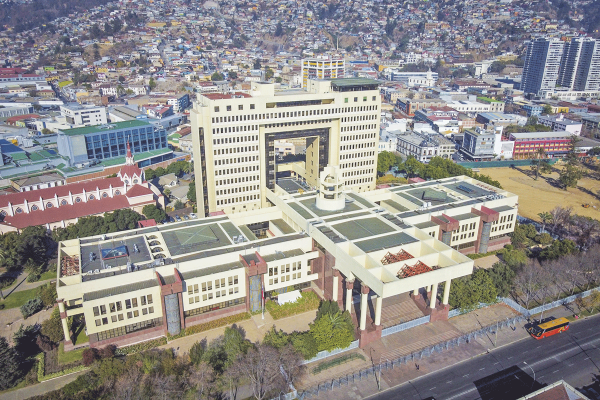 Gobierno ingresa proyecto para postergar un año la entrada en vigencia de la ley de protección de datos