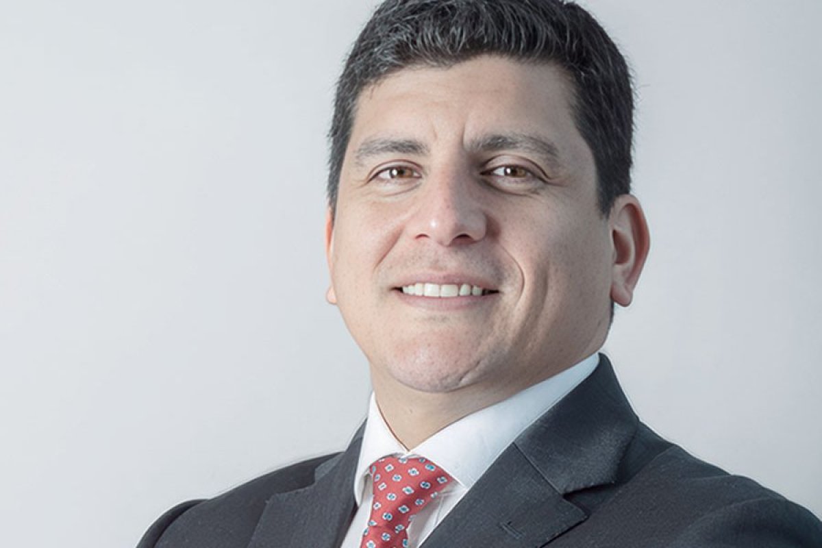 Juan Pablo Pincheira es abogado de la UAI y magíster en Derecho de la Universidad de Chile.