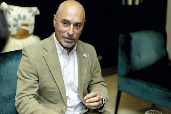 Helder Fialho Jesus, vicepresidente del Observatorio de Ecosistemas e Infraestructuras Digitales (OEID): “Chile tiene que garantizar la soberanía de los datos y saber dónde están almacenados”