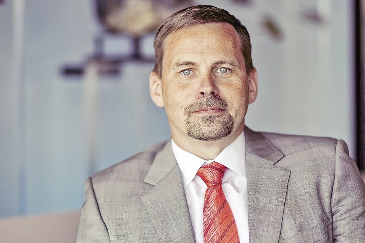 Albemarle activa la grúa y contrata a alto ejecutivo de BHP con paso por Chile como CEO de la compañía