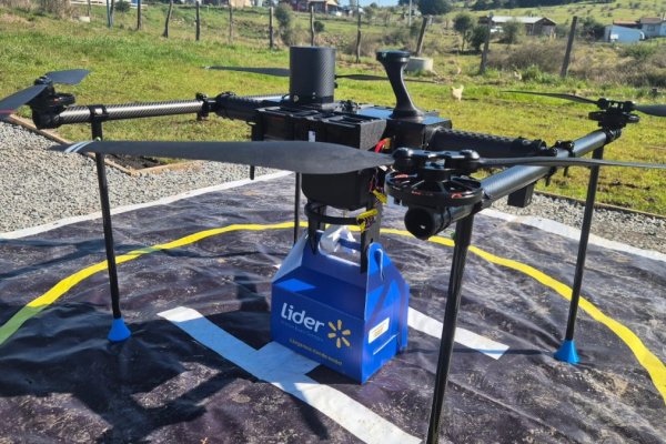Walmart realiza primer vuelo experimental para despachar compras con drones en la Región del Biobío