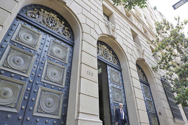 Gobierno posterga para el miércoles estreno de MK4: dejaría fuera cambios a la TMC y licitación de seguros de desgravamen