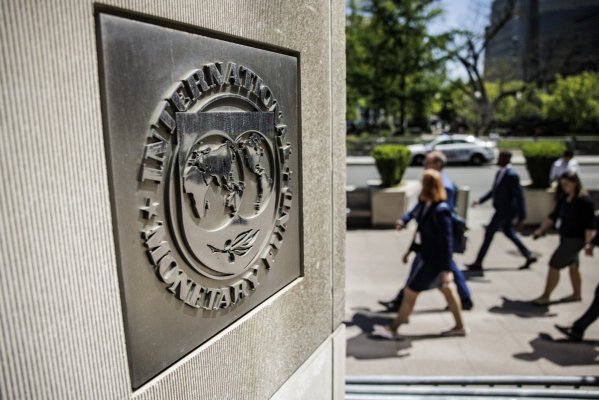 FMI cree que Chile puede crecer al 3% y que debe reforzar las reservas fiscales ante alto precio del cobre