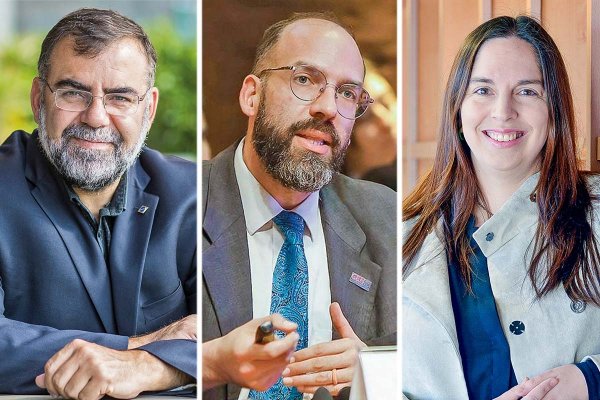 RICARDO BAEZA-YATES U. DE CHILE Y THEODORA AI; RODRIGO DURÁN, CENIA Y LORETO BRAVO, U. DEL DESARROLLO. FOTO: VERÓNICA ORTÍZ