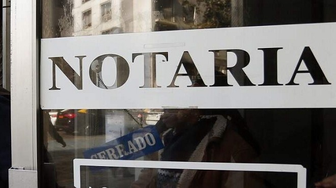 Peligra fin de notarios vitalicios: 35 deben dejan el cargo en octubre, pero cinco se resisten a cesar funciones y apelaron al TC
