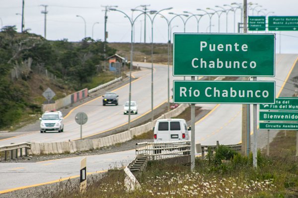 Contraloría objeta obras del Puente Chabunco en Punta Arenas y mantiene siete observaciones abiertas tras detectar 176 días de retraso sin respaldo técnico