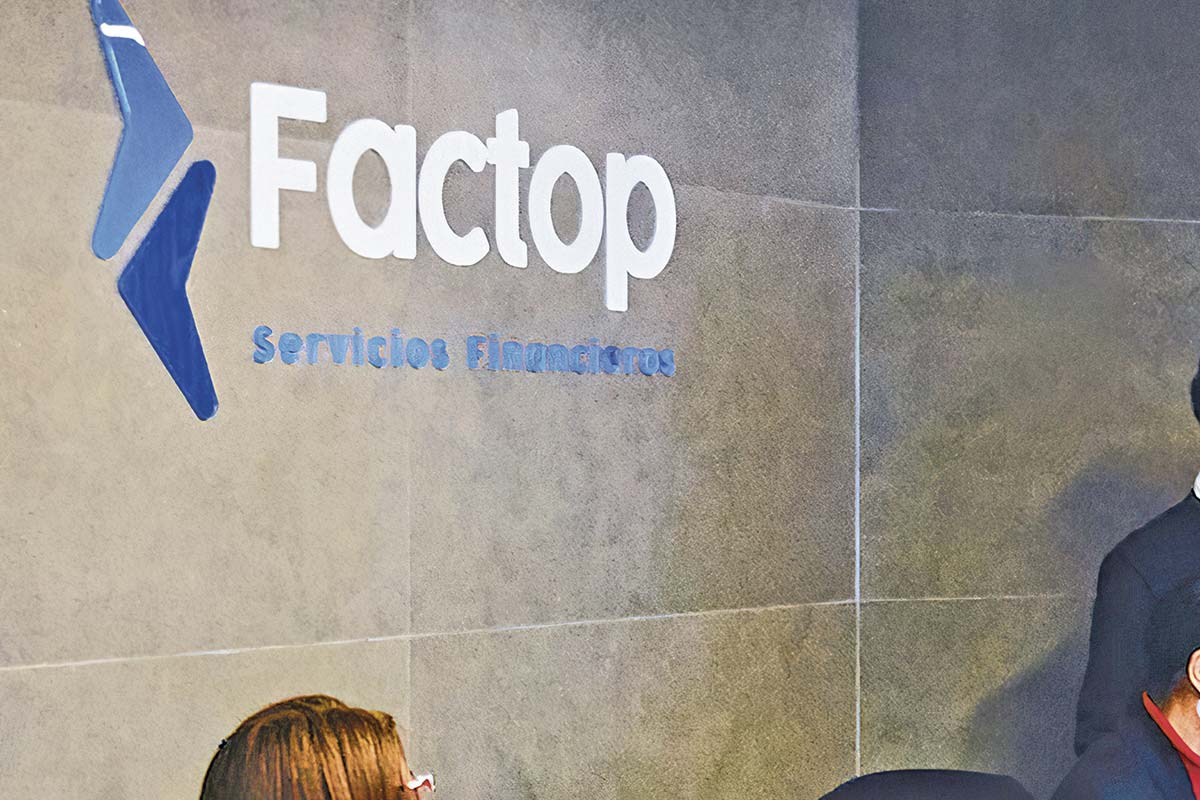 Fiscalía solicita 20 años de presidio para Daniel Sauer y 17 años para Luis Hermosilla por los delitos imputados en el Caso Factop