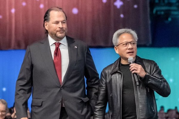El director ejecutivo de Nvidia afirma que la batalla entre la innovación en IA y la seguridad es una "falsa disyuntiva"