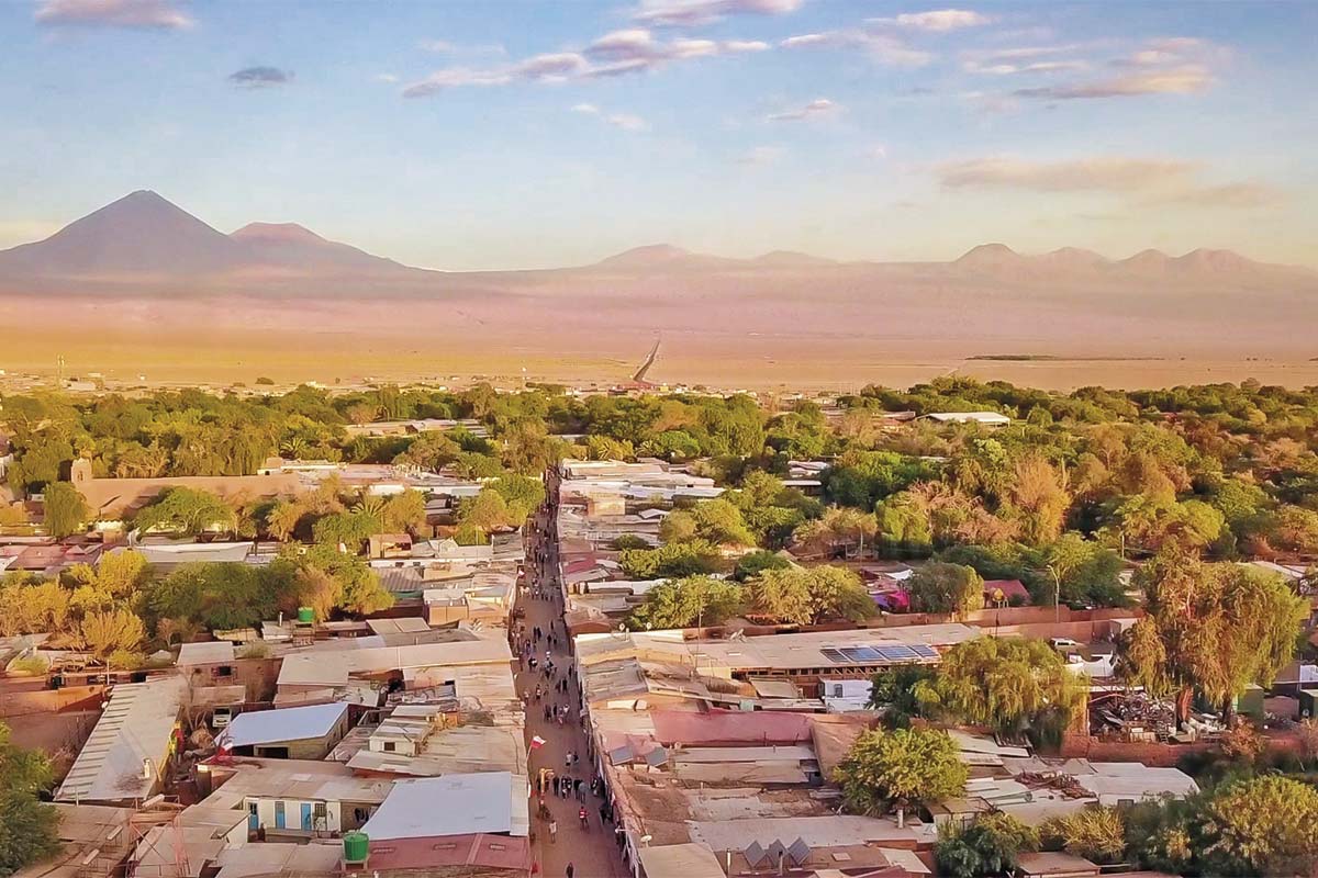 Gobernadores culpan a la “tramitología” por su baja ejecución de inversiones a julio y piden que no disminuyan sus recursos en el Presupuesto 2027