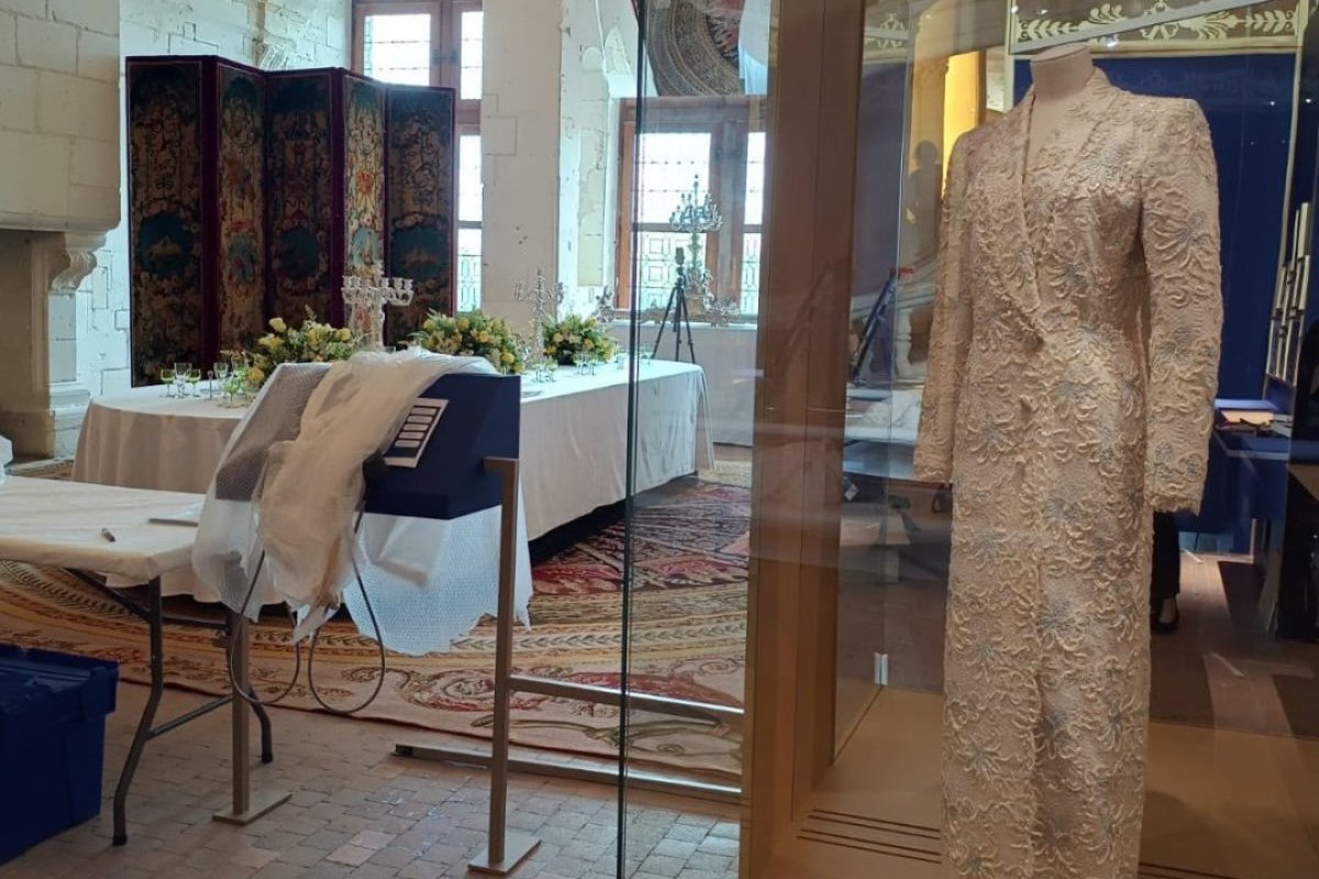 El vestido de Lady Di que el Museo de la Moda prestó para exposición en histórico castillo francés