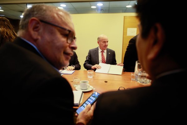 Gobernadores regionales no logran acuerdo con Hacienda y se declaran en alerta por recortes que incluirá el Presupuesto 2027
