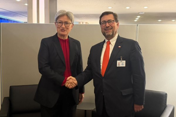 Chile y Australia acuerdan avanzar hacia una Asociación Estratégica con minería y cable Humboldt entre sus ejes