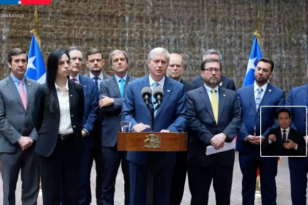 Ahora en DF | Kast analiza medidas paliativas por eventual prohibición de exportaciones de diésel desde EEUU