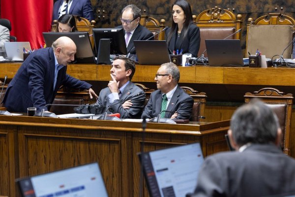 El Senado da luz verde a la reforma política que endurece los requisitos para crear partidos, pese a las dudas que genera iniciativa