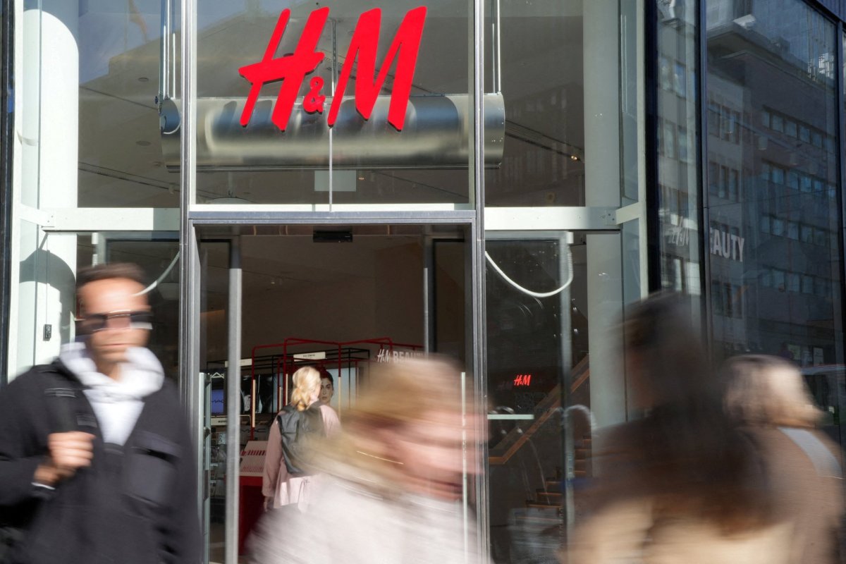 H&M reduce tiendas a nivel global, pero mantiene apuesta por Latinoamérica y casi duplica margen en América
