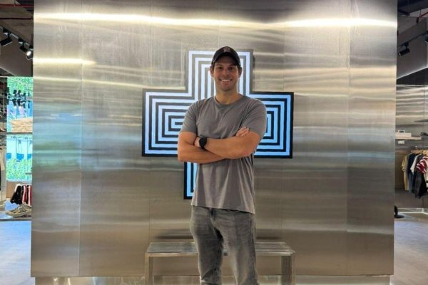 Exalumnos relanzan Club Stanford de Chile y agendan encuentro con Ariel Szarfsztejn, el CEO de Mercado Libre