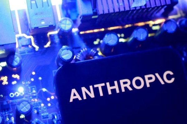 Anthropic firma un acuerdo de US$ 11.600 millones con Akamai para expandir su capacidad de procesamiento de IA