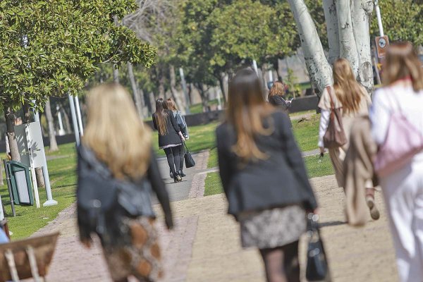 Ministros aterrizan principales medidas del plan de reactivación de Kast y comprometen reducción del desempleo a 6,5% al final del gobierno