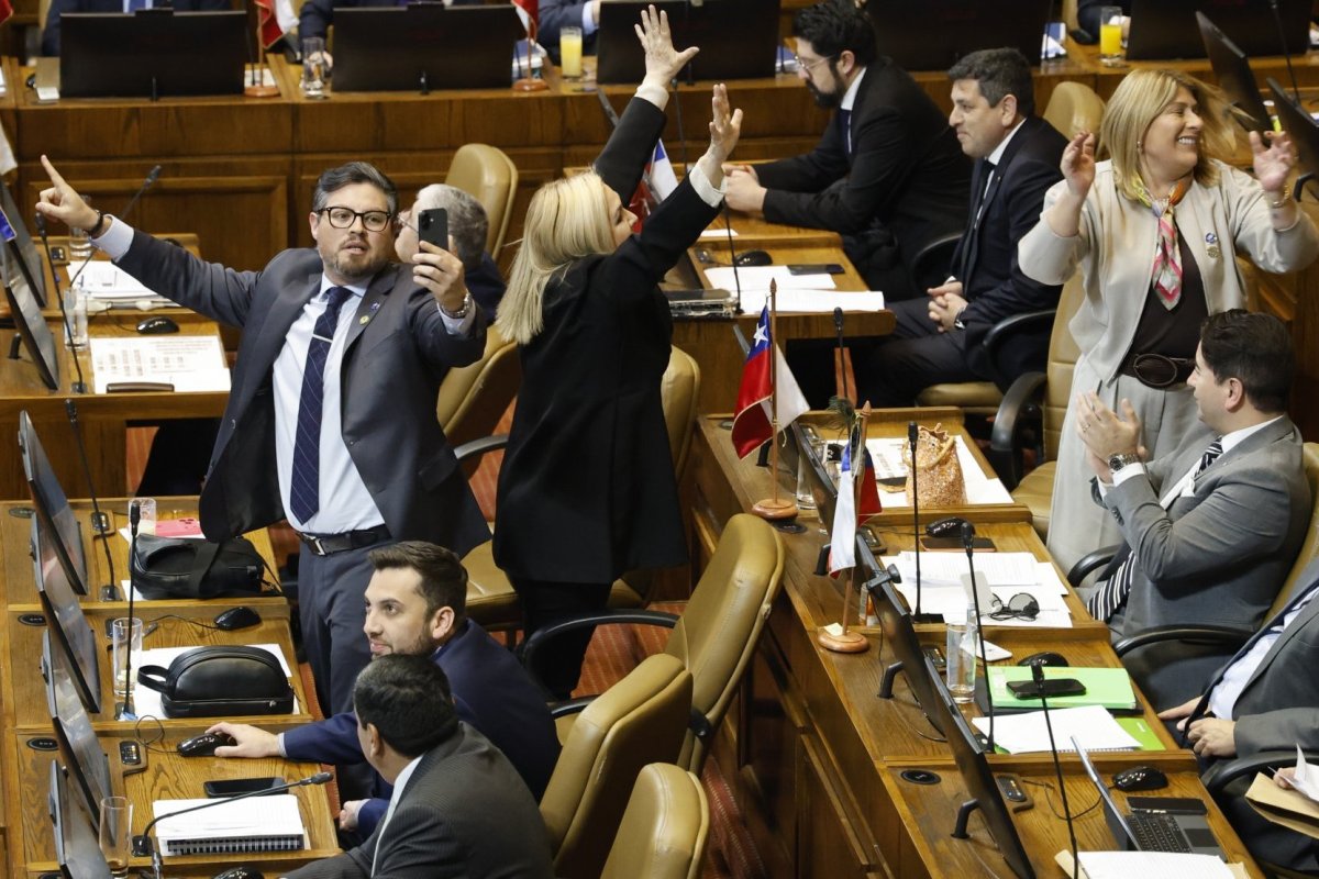 Cámara Baja despacha al Senado proyecto del PDG que compensa la compra de medicamentos y pañales