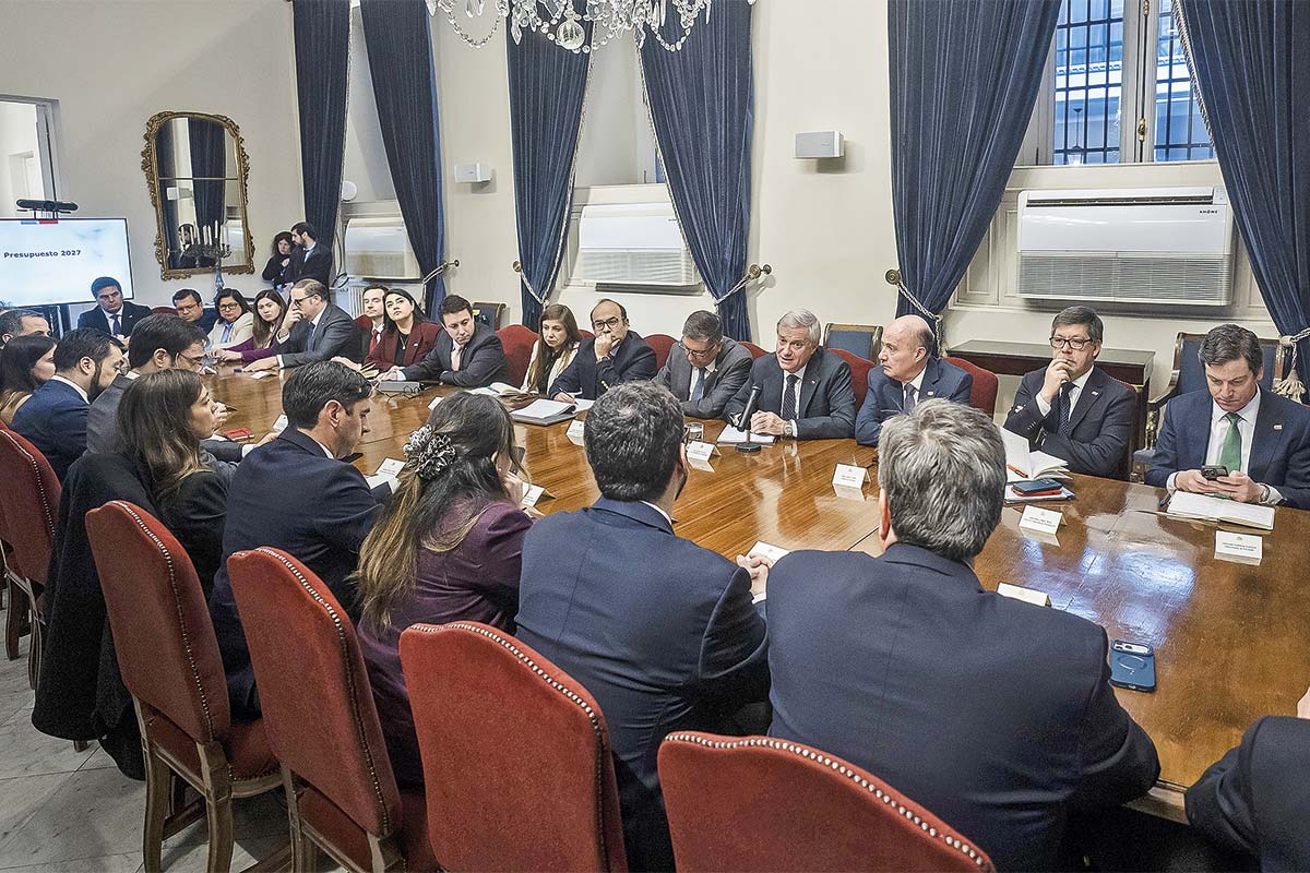 Gobierno prepara Presupuesto 2027 con expansión fiscal mesurada superior al 1%