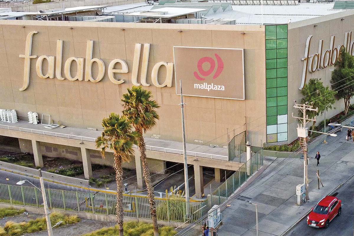 Grupo Falabella traspasa a Mallplaza el control de seis activos por US$ 200 millones y prepara expansión de este negocio