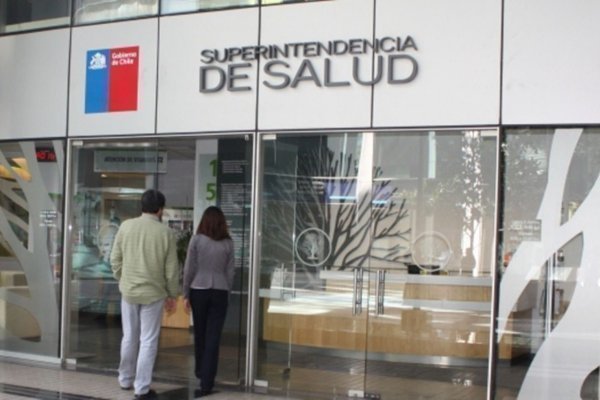 Super de Salud: cuando no se reconoce la huella digital, la isapre deberá emitir el bono igualmente con el carnet de identidad del afiliado