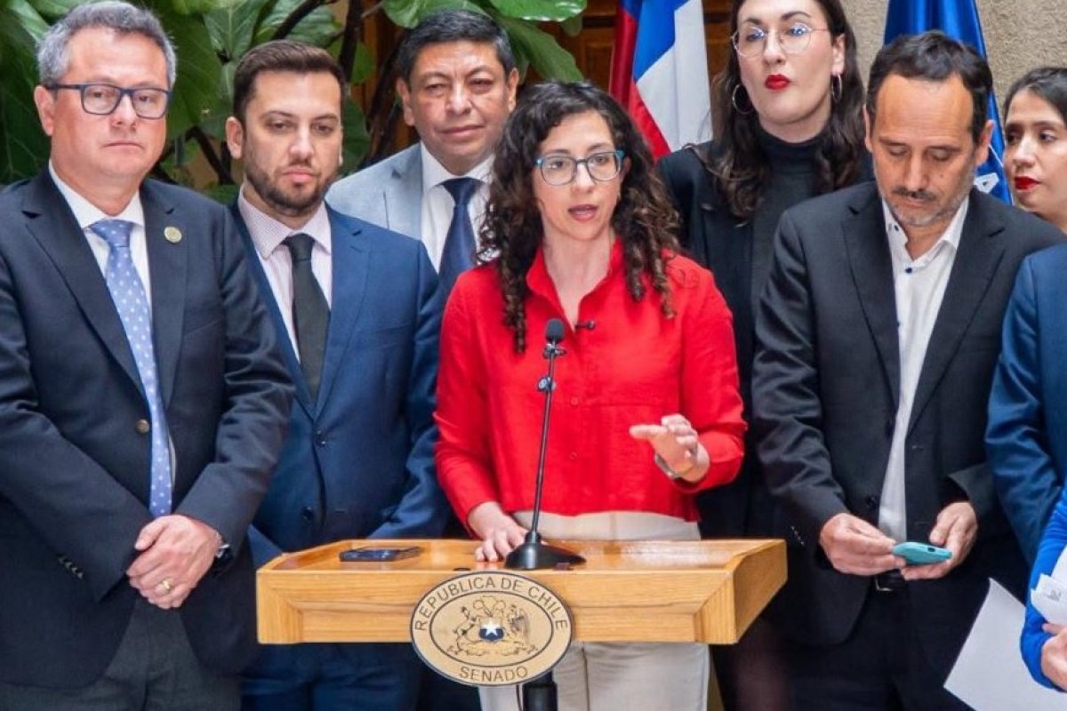 Oposición insiste en conocer fórmula del gobierno para explicar expansión de 1,5% y dónde se harán recortes