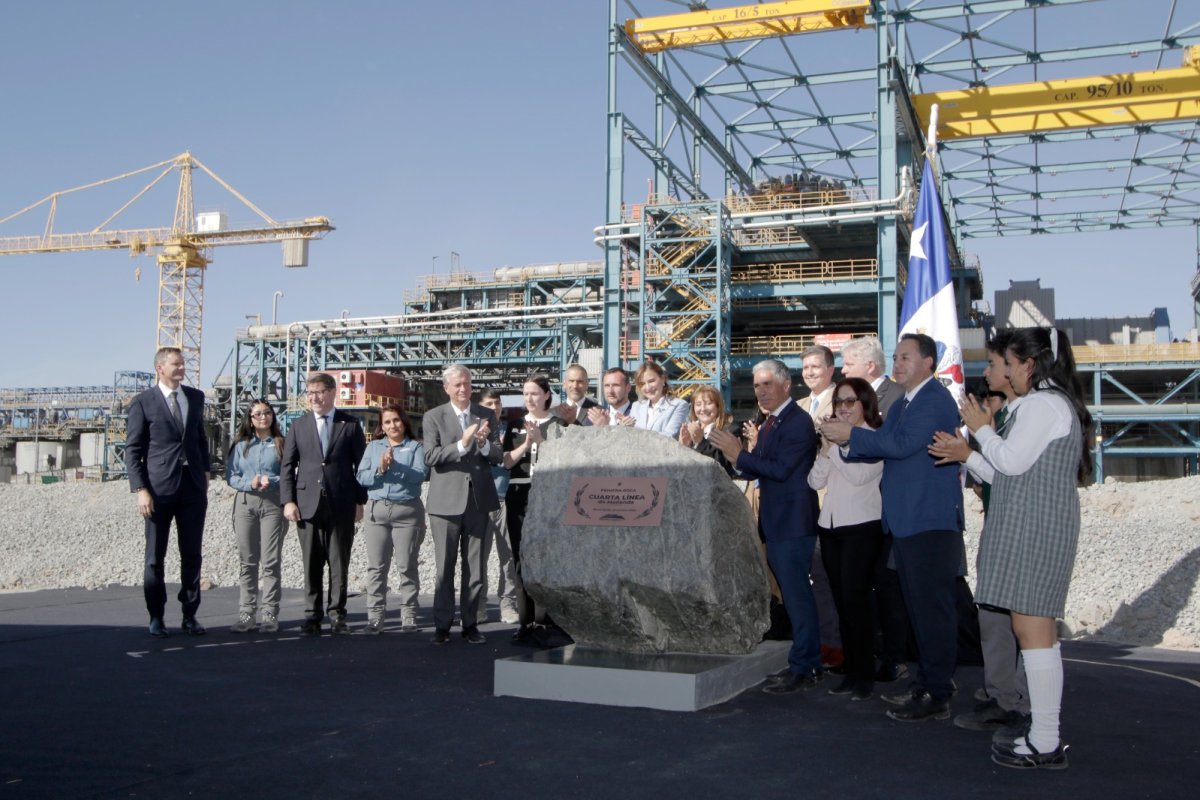 Mina Sierra Gorda da el vamos a ampliación por US$ 725 millones y Kast recalca que "hemos demostrado que Chile es un país confiable"