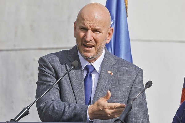 Embajador Judd afirma que agencia estatal de EEUU trabaja en inversiones por miles de millones de dólares en Chile