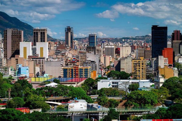 Latam refuerza su operación en Venezuela con nueva ruta directa entre Santiago y Caracas