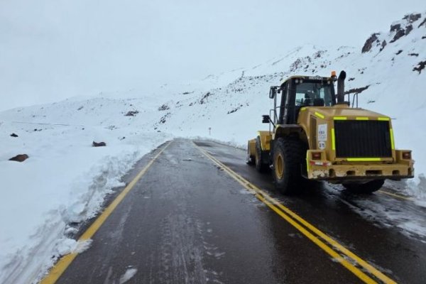 Trabajos de reapertura del paso Agua Negra entre Coquimbo y San Juan sufren revés por nuevo frente de mal tiempo