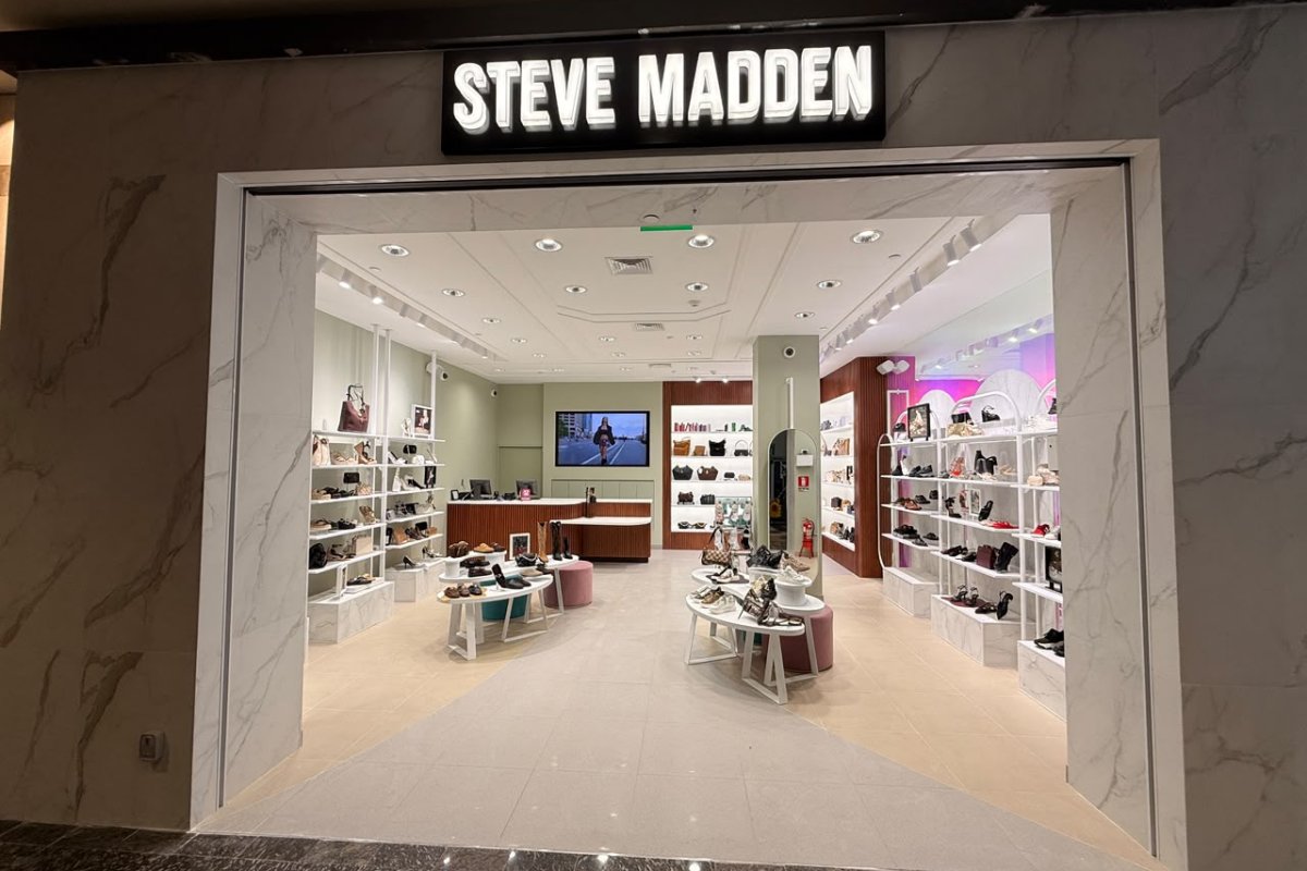 Steve Madden renueva su apuesta en Chile y amplía la oferta de una de sus tiendas clave