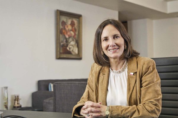 Subsecretaria Estévez afirma que se está estudiando la posibilidad de firmar un acuerdo comercial recíproco con EEUU
