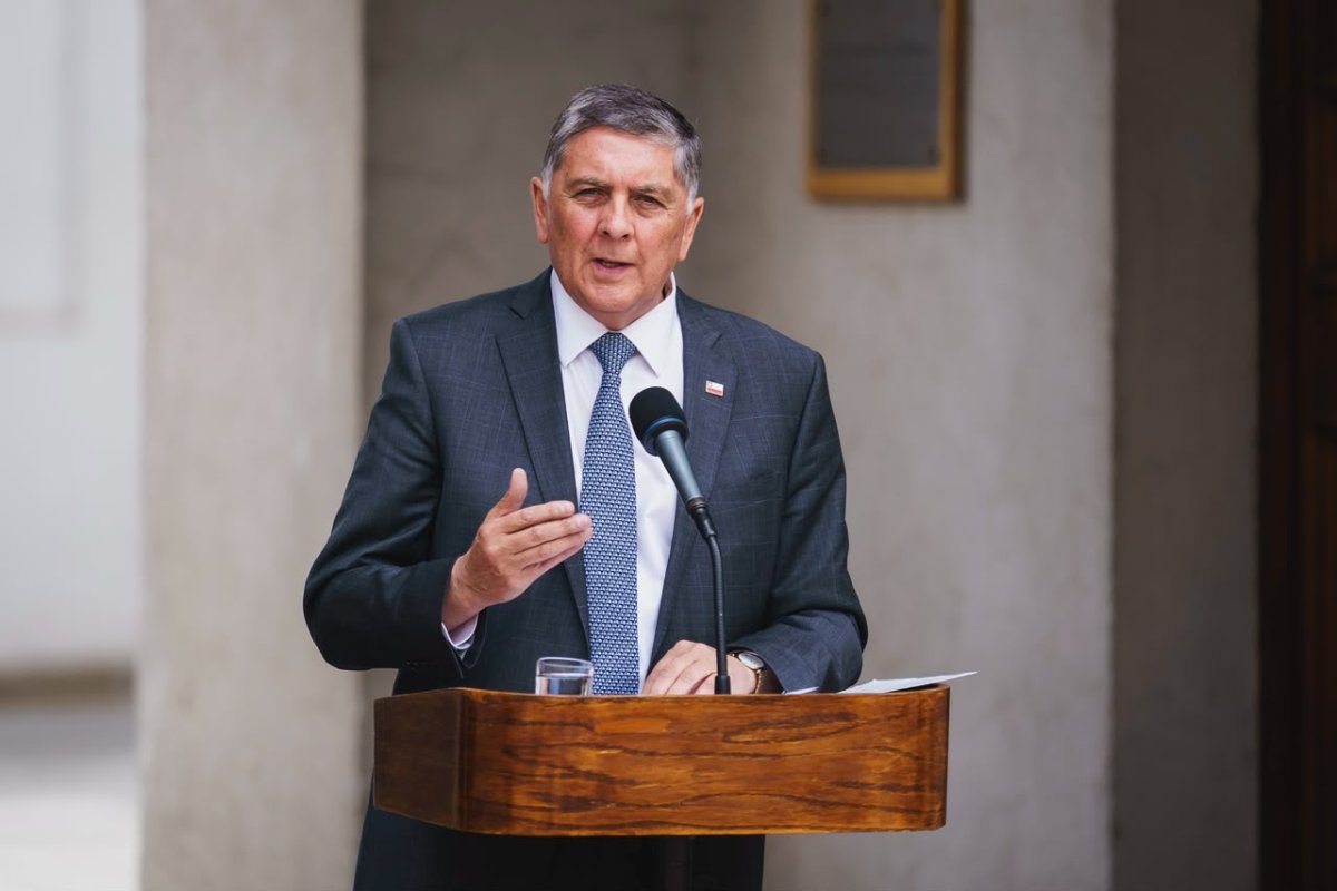 La Moneda entra a la discusión por las pérdidas del fondo E y no descarta tomar acciones legales: “Con el ahorro de los chilenos no se juega”