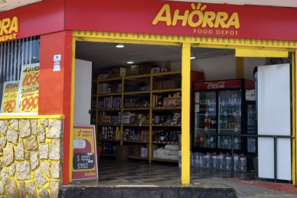 FNE aprueba adquisición de seis tiendas de conveniencia Ahorra Food Depot en Santiago por parte de SMU