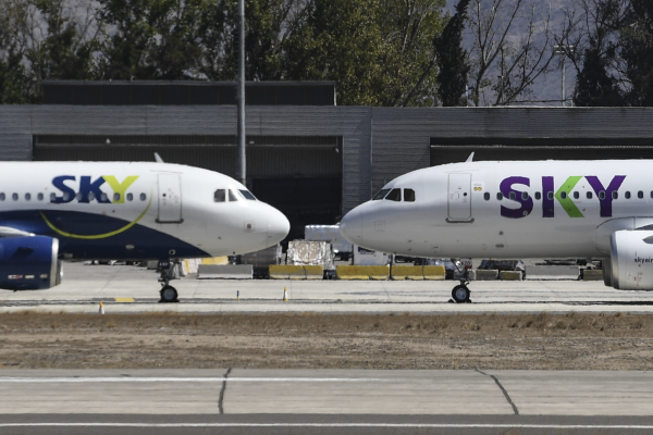 Matriz de Avianca y Gol ve “muy difícil” salir a bolsa en 2026 por incertidumbre