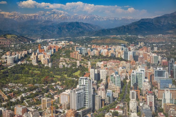 Fondo de renta inmobiliaria levanta más de US$ 80 millones en el mercado chileno con su primera colocación de bonos