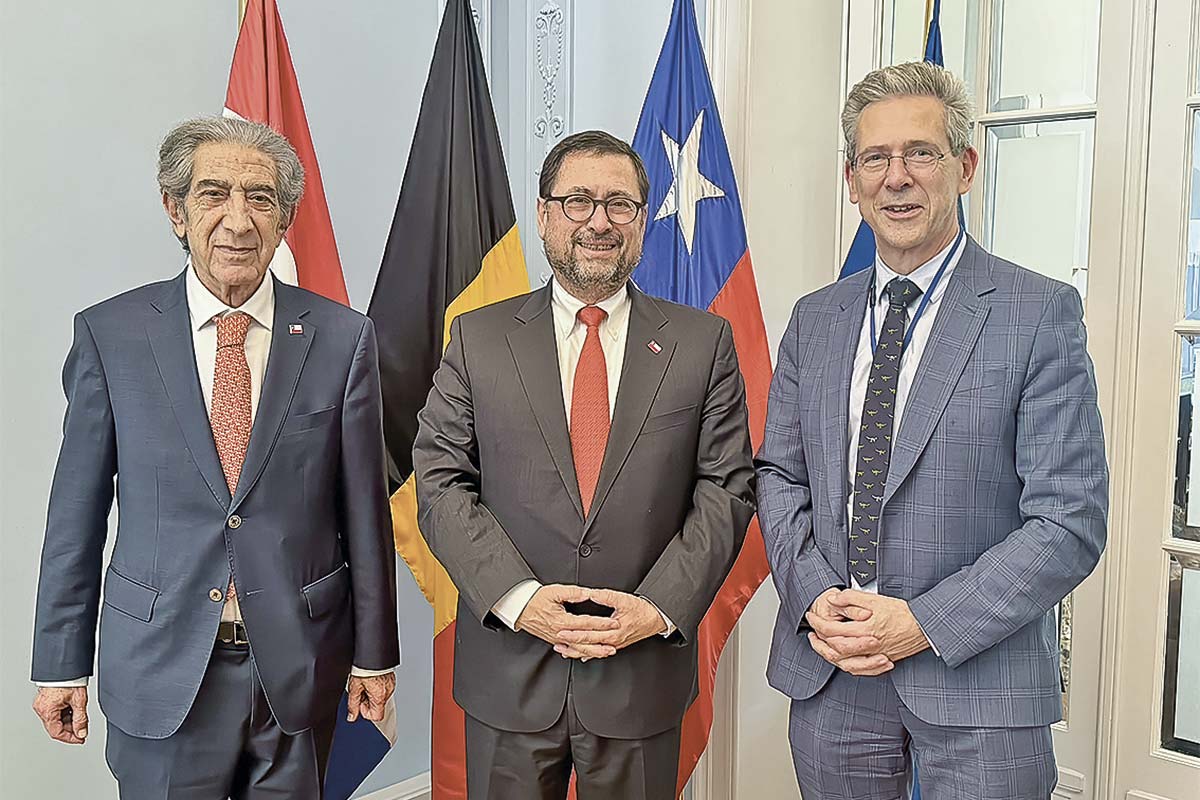 Canciller aborda con la Comisión Europea mecanismos de revisión de inversiones
