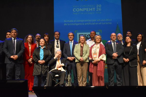 Acuerdo de Los Lagos reúne empresarios, autoridades y academia para normar uso ético de IA en la industria turística regional