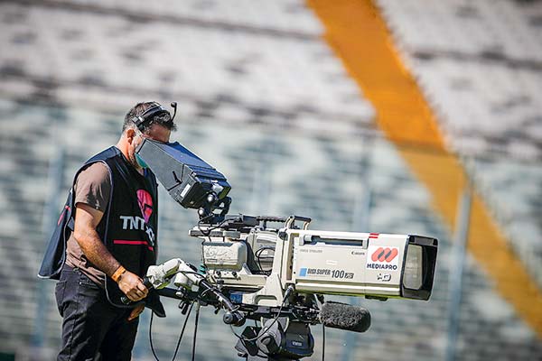 TNT Sports (exCDF) recibe casi US$ 400 millones de Warner Bros en medio de su venta a Paramount