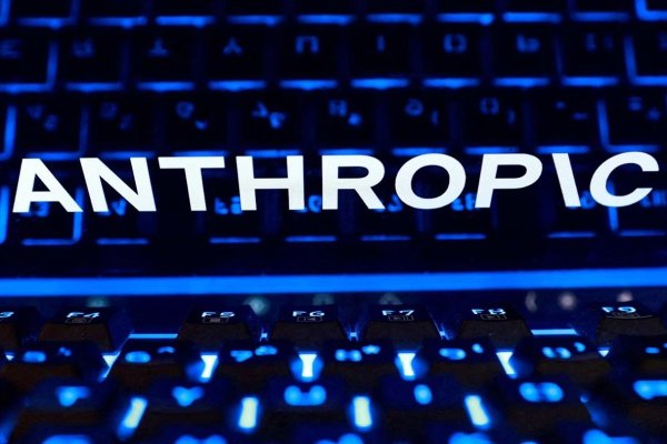 Anthropic entra al negocio de consultoría en IA en Europa y desafía a gigantes como Accenture y Deloitte