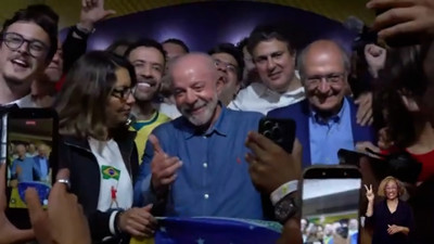 Ahora en DF | Lula da Silva se impone a Flávio Bolsonaro y es reelecto presidente de Brasil