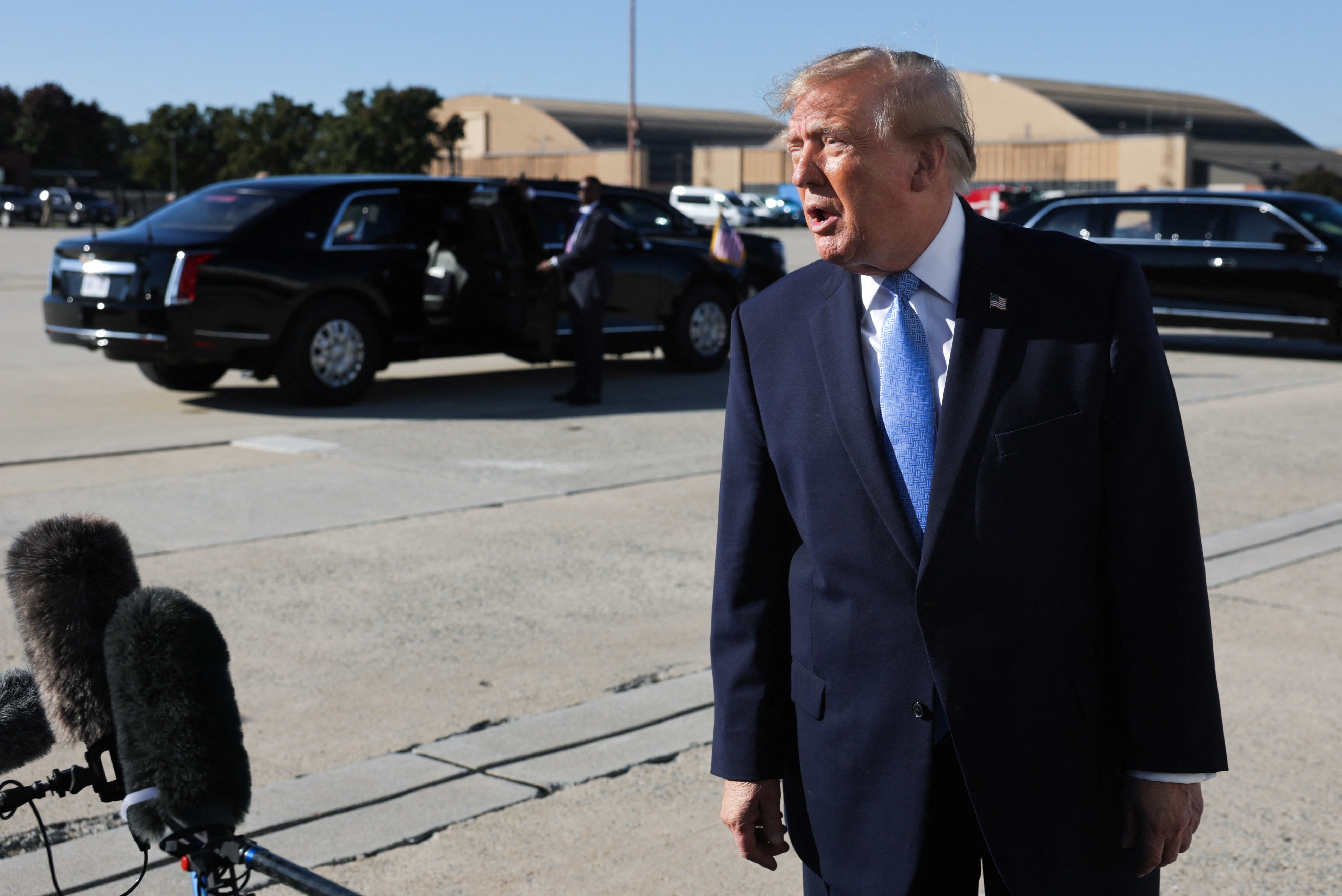 Trump asegura que le gusta Lula, pero afirma que la elección en Brasil estuvo "arreglada"