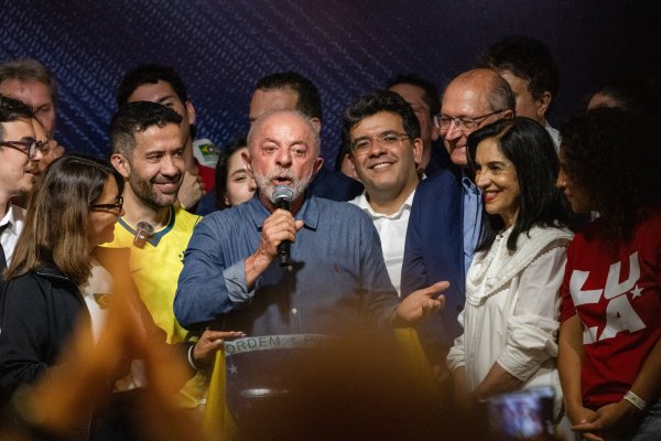 Economista de la Fudación Getulio Vargas: "Con Lula sabemos qué esperar, habrá que realizar ajustes, pero tiene a personas con una capacidad demostrada"