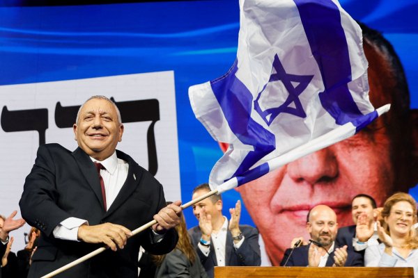 Elecciones en Israel: Netanyahu aventaja a Eisenkot con el 70% de los votos escrutados pero no le alcanza para formar gobierno