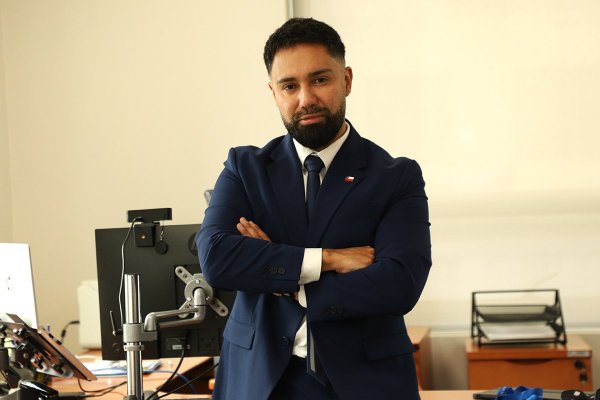 Superintendente de Medio Ambiente por multa a ENAP: “Acá no hubo una autodenuncia formal (...) La Superintendencia detecta inconsistencias en noviembre de 2024”